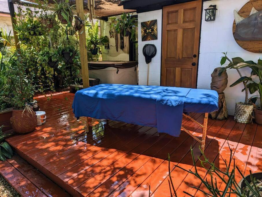 Cozy Af Jungle-house Hideaway *